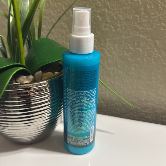 MoroccanOil All In One Leave In Conditioner - Picture 3 of 3
